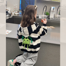 女童条纹外套儿童运动开衫女孩洋气上衣玩偶大童装2025春秋新款