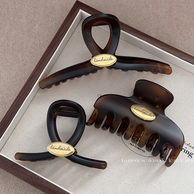 玳瑁色金色字母抓夹女时尚椭圆后脑勺盘发发夹头饰新款气质鲨鱼夹