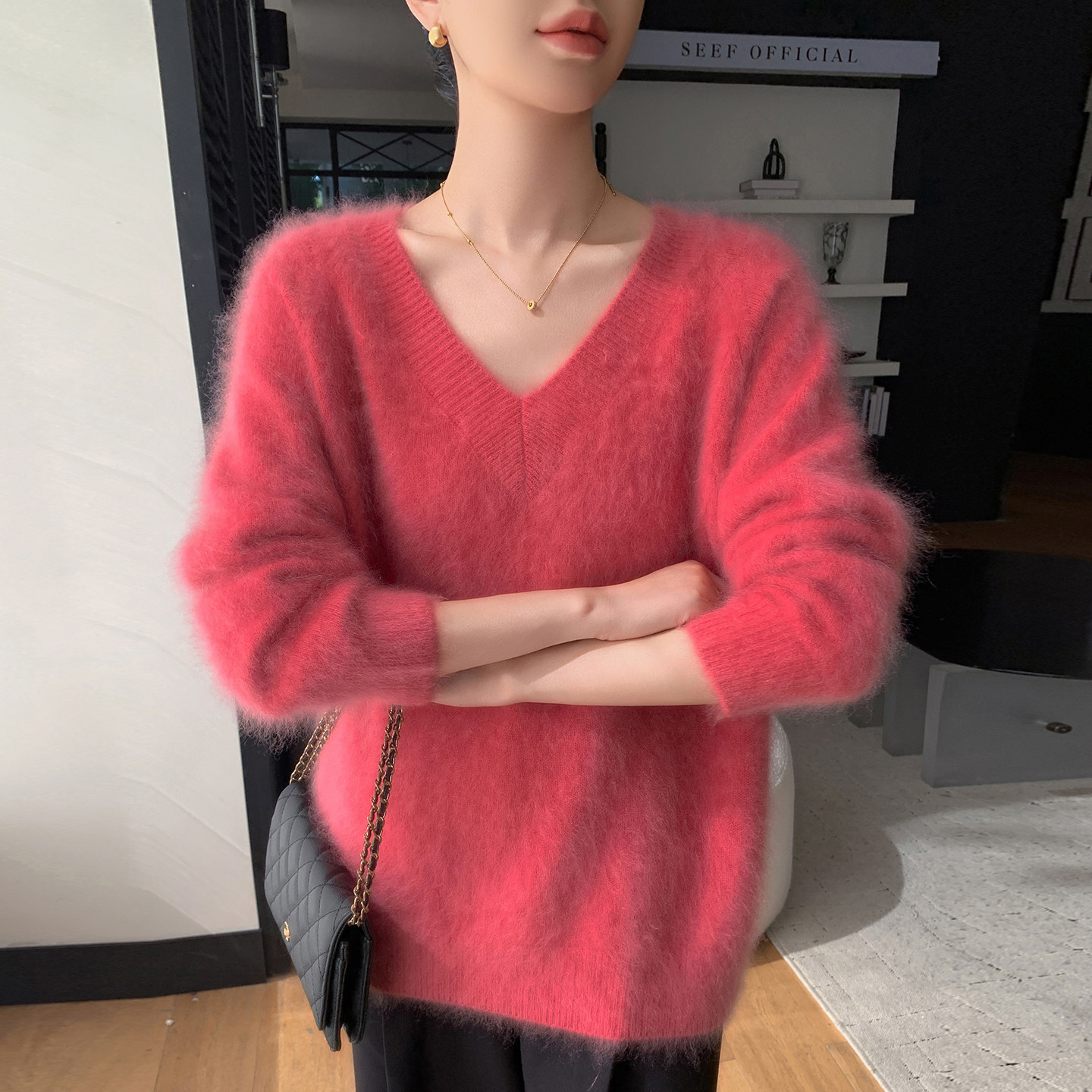 奢贵绒感丨拉绒山羊绒+细羊毛女V领松弛感慵懒风针织衫加厚毛衣