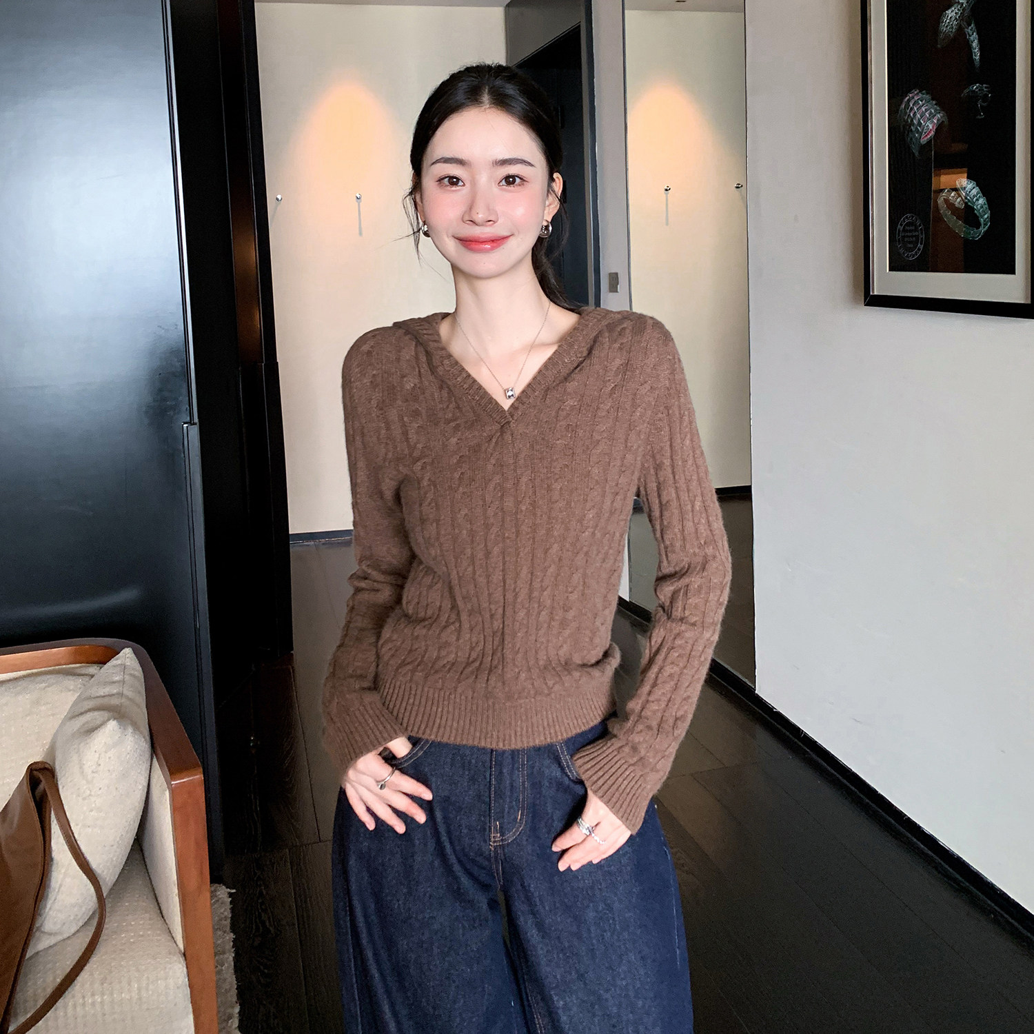 Z.M.R丨松弛帽衫 baby小山羊绒衫女V领连帽针织衫套头麻花毛衣
