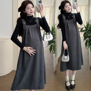 孕妇装秋装长袖打底衫秋季背带裙秋冬装两件套连衣裙套装显瘦裙子