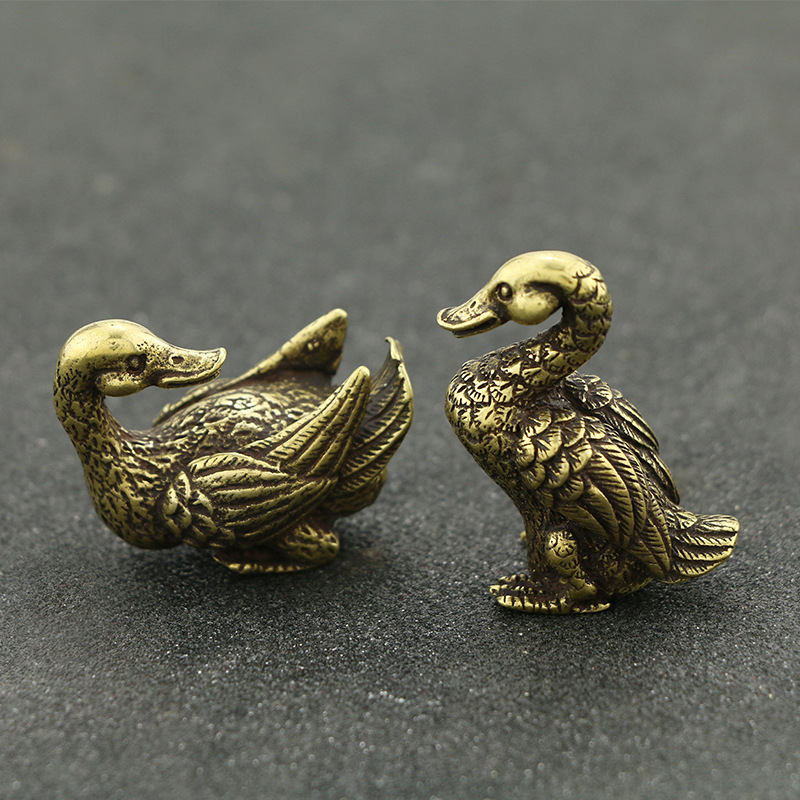 仿古纯黄铜实心对鸭茶道茶宠小摆件动物模型微雕手把件古玩铜器