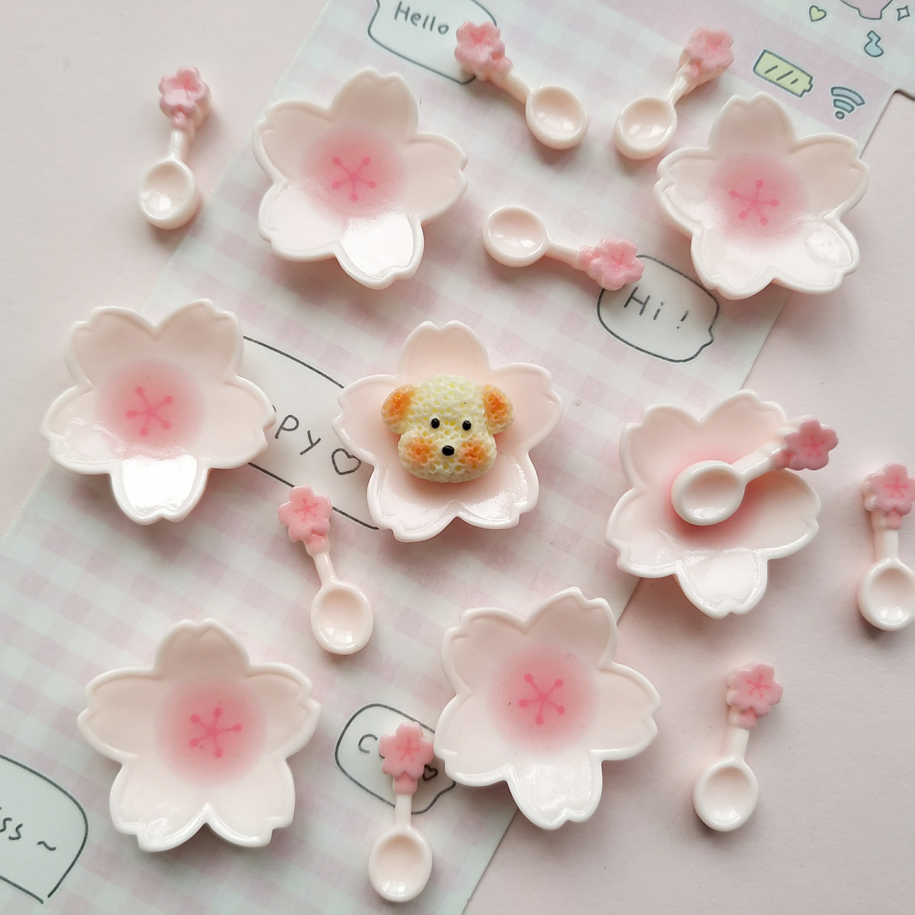 微缩仿真樱花盘子餐具勺子食玩盘子小鼻嘎捏捏装饰盘diy树脂配件