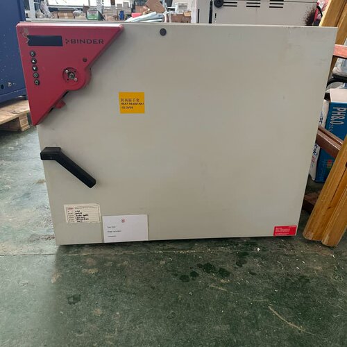 德国Binder烘箱，型号FD115，耐温300℃，现货3台，议价