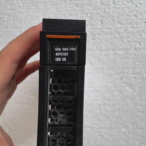 寻IBM 49Y6103 49Y6106 600G 15K S