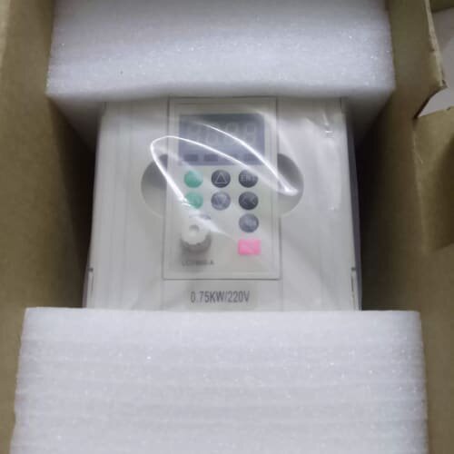 菱川LCV800-H-2T007G 4T0.75G 0.4G变频器0022G/0040P G A