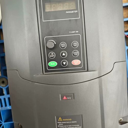 台亿变频器 CTF100A-015G/018P-4