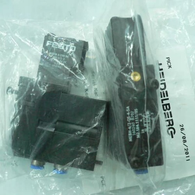 全新原装德国HEIDELBERG M2.184.1111 MEBH-4/2-QS-4-SA电磁阀