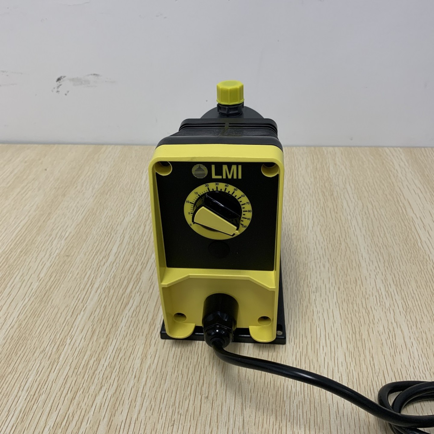 售前询价米顿罗PD046-728NI新款LMI系列电磁驱动隔膜计量泵替代P0