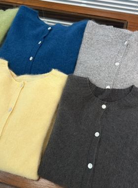 老店新开糯叽叽羊绒羊毛拉毛贝壳扣小开衫 软糯针织衫打底衫女