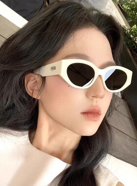 新款猫眼白色墨镜女款潮方圆脸遮颧骨显脸小夏季遮阳太阳眼镜