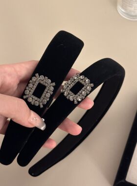 2025新款韩国黑丝绒方扣镶钻发箍海棉颅顶高级感轻奢头箍外出发卡