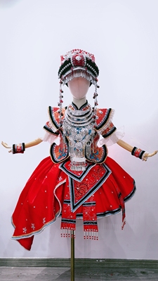 少数民族儿童女演出服出租壮族羌族黎族摩梭族彝族土家族苗族瑶族
