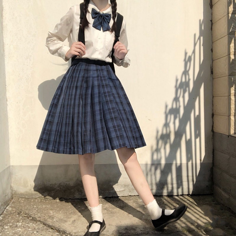 岩松家 原创设计羽生夜正统jk格裙深色格显白优等生中长裙 岩松家原创jk工作室 淘优券