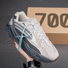 男鞋秋季2024新款椰子700v2运动鞋子男士厚底ins老爹潮鞋透气网面