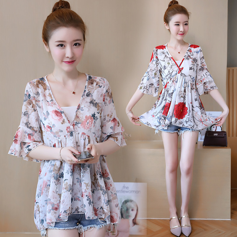 娃娃衫荷叶边学生甜美超仙喇叭袖碎花遮肚子chic心机学生蓬蓬上衣