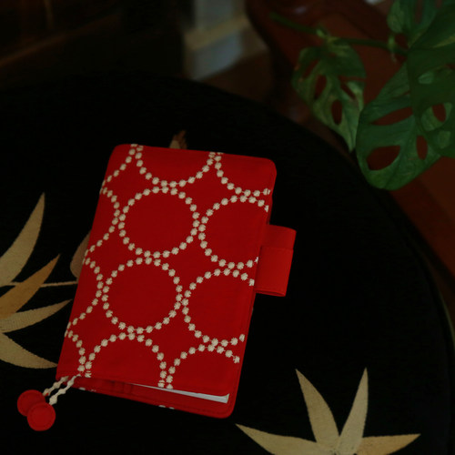 Munimhoe红色铃鼓刺绣五年本手账本b6书衣A6活页手账本日记本B6