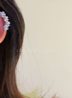 满钻花朵无耳洞耳骨夹2022年新款轻奢高级感气质耳廓耳环耳夹女