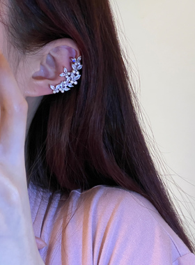 超闪仙气精致锆石珍珠蝴蝶耳夹无耳洞气质轻奢简约耳骨夹百搭耳饰