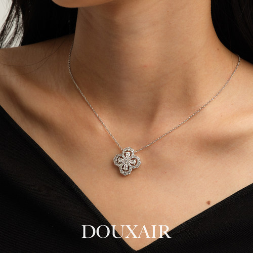 DouxAir新品四叶草镶钻项链吊坠高级感轻奢小众钻石毛衣链hw花型