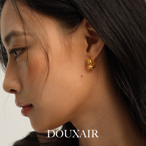 DouxAir菱形格纹金色耳环小耳圈气质百搭时尚通勤耳钉扣精致时髦