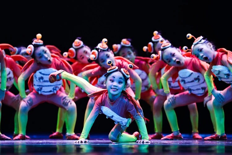 第十届小荷风采坚持不蟹儿童舞蹈演出服卡通动物造型螃蟹表演服装