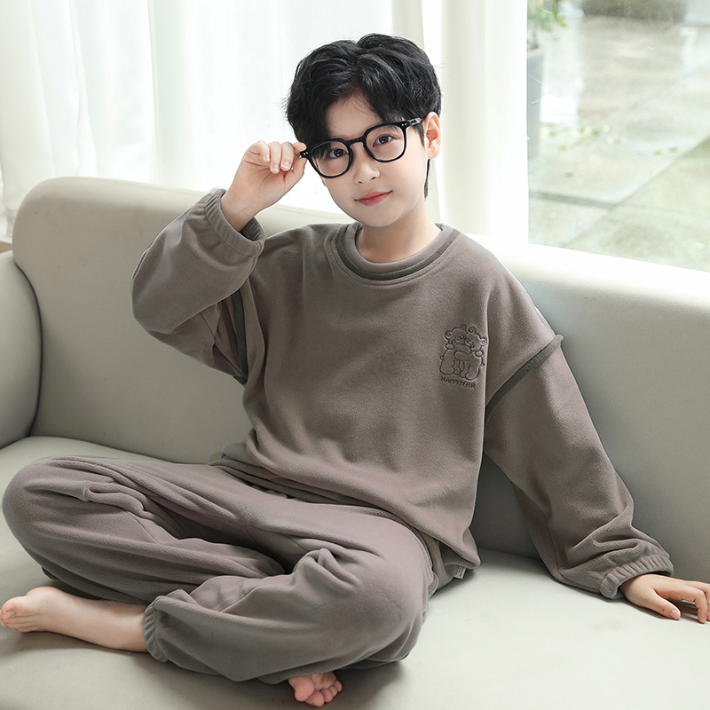 秋冬柔软法兰绒男童舒适睡衣
