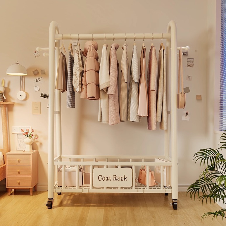 2025新款卧室奶油风挂衣架