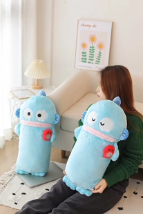卡通人鱼汉顿日系可爱丑鱼小怪兽玩偶公仔抱枕靠垫鱼怪毛绒玩具