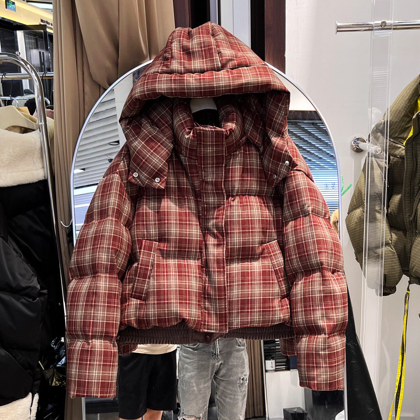 反季清仓2025冬装新款女韩版羽绒服