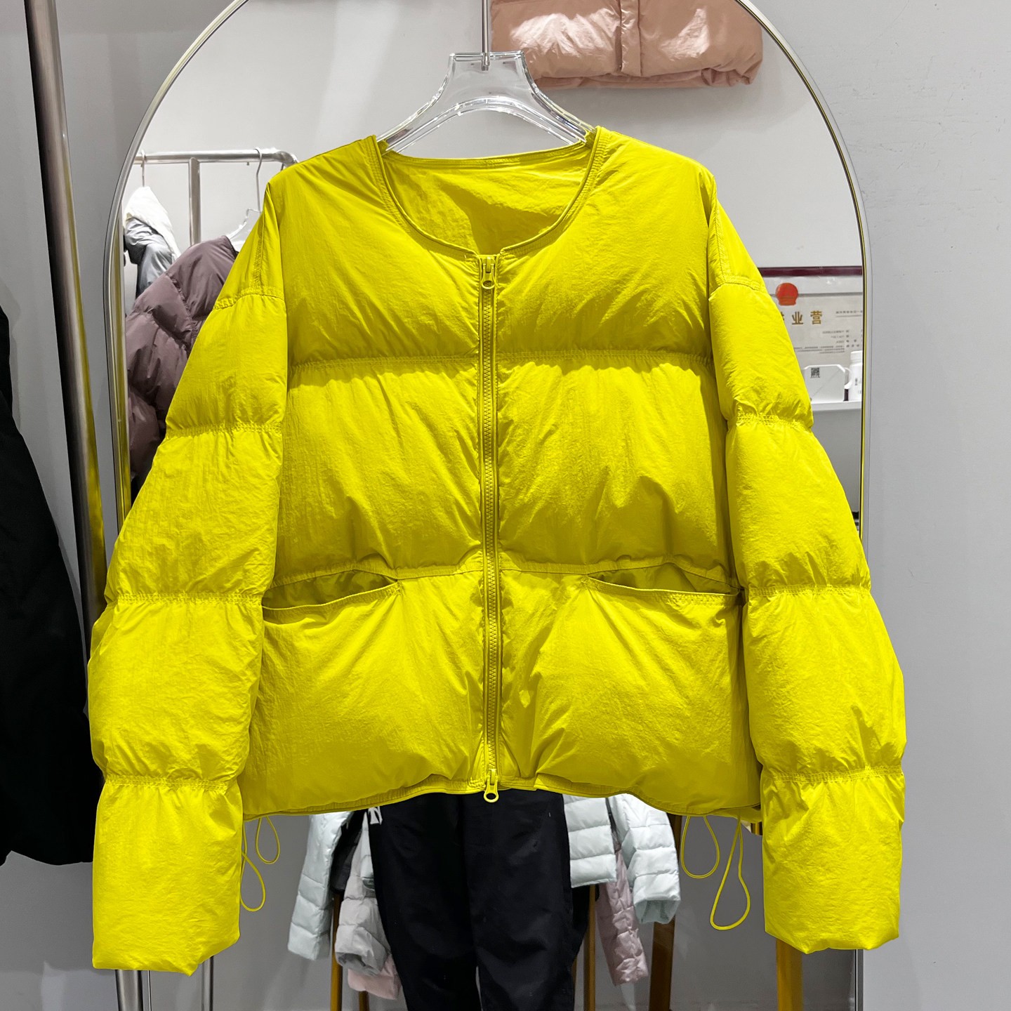 反季清仓韩版女冬装短款小南瓜圆领羽绒服白鸭绒宽松小个子面包服