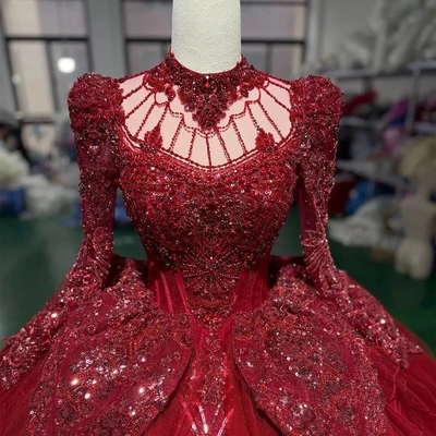 红色主婚纱礼服2025新款新娘高级秋冬重工出门纱小个子长袖婚纱