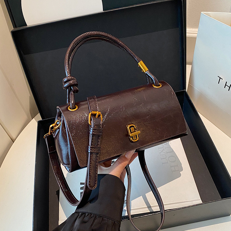 蜜萝猫2025新款复古小方包