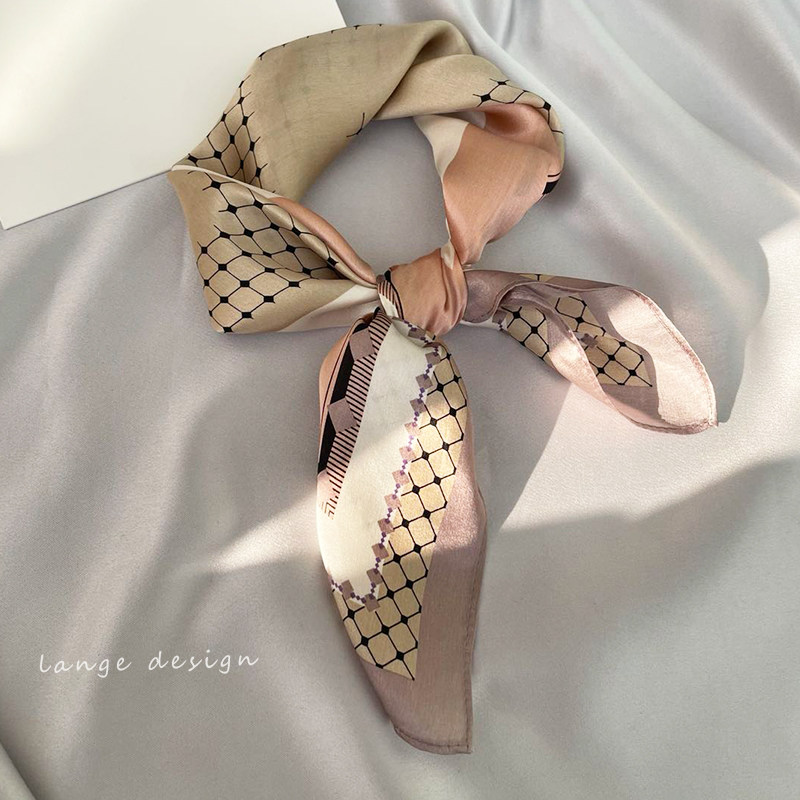 莫兰迪线格杭州丝绸桑蚕丝小领巾搭配大衣真丝丝巾春秋百搭小方巾,服饰配件/皮带/帽子/围巾,围巾/丝巾/披肩,淘宝优惠券,粉丝福利购,淘宝优惠卷