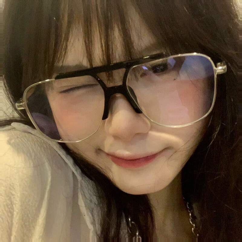 韩版大框连体眼镜女防蓝光ins网红素颜神器显脸小装饰平光镜圆脸