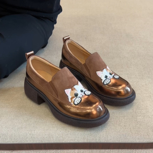 4cm复古圆头刺绣猫咪拼色深口一脚蹬粗跟乐福鞋 nnmiss·34