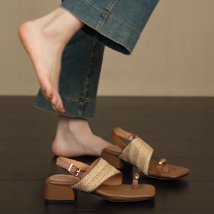 度假风金属后绊带露趾粗跟女鞋 4cm休闲编织方头凉鞋 nnmiss34