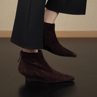 nnmiss/4cm高质感气质羊翻皮方头时装靴简约通勤后拉链坡跟短靴