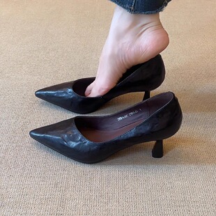 nnmiss/6.5cm气质优雅尖头浅口一脚蹬简约复古细跟通勤高跟单鞋