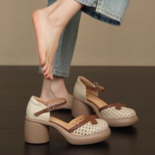 6.5cm复古圆头拼色蝴蝶结中空一字带洞洞凉鞋 4.5 nnmiss·34