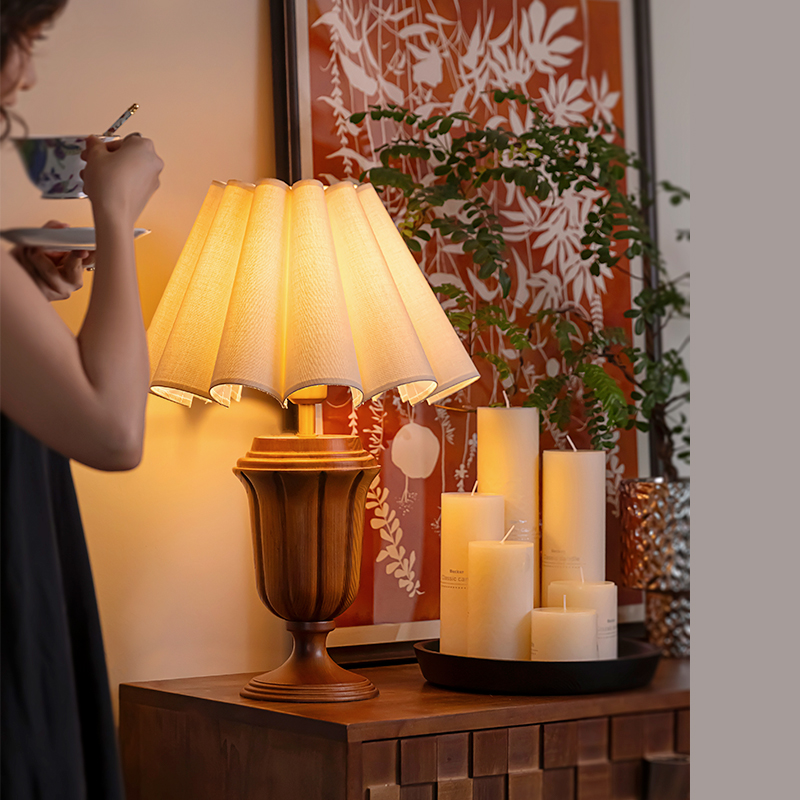 新款布艺卧室台灯法式白蜡木实木