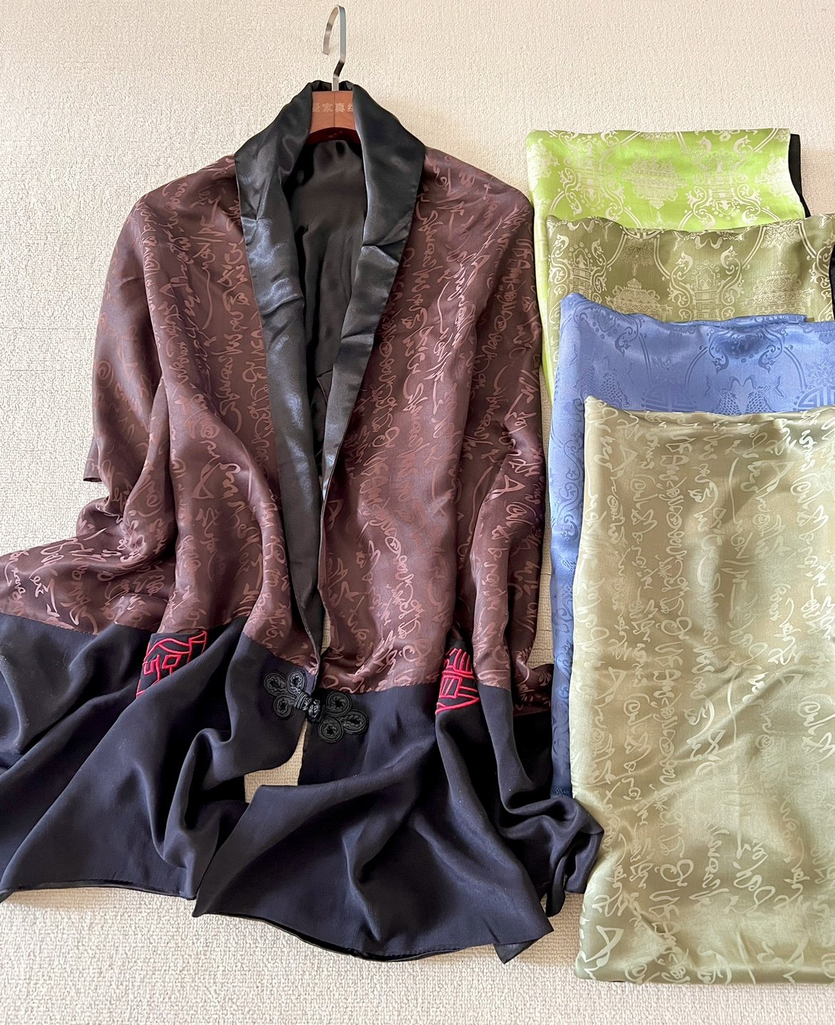 国风中式盘扣桑蚕丝围巾披肩外搭