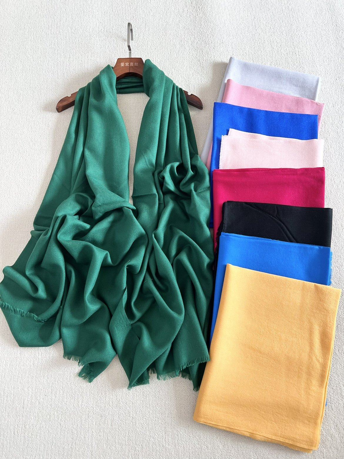韩系百搭秋冬新款纯色系围巾纯羊毛舒适保暖围脖简约时尚文艺披肩