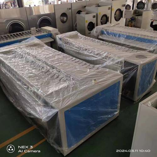 四辊烫平机不锈钢φ800mm滚筒传热速度快效果好烫平机