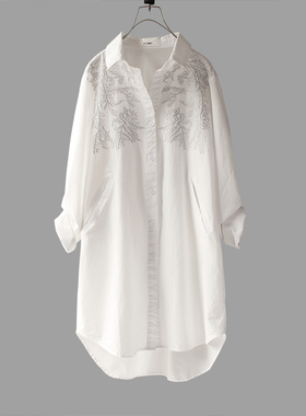 原创新款白色衬衫女中长款长袖百搭休闲欧范刺绣树枝棉衬衣打底衫
