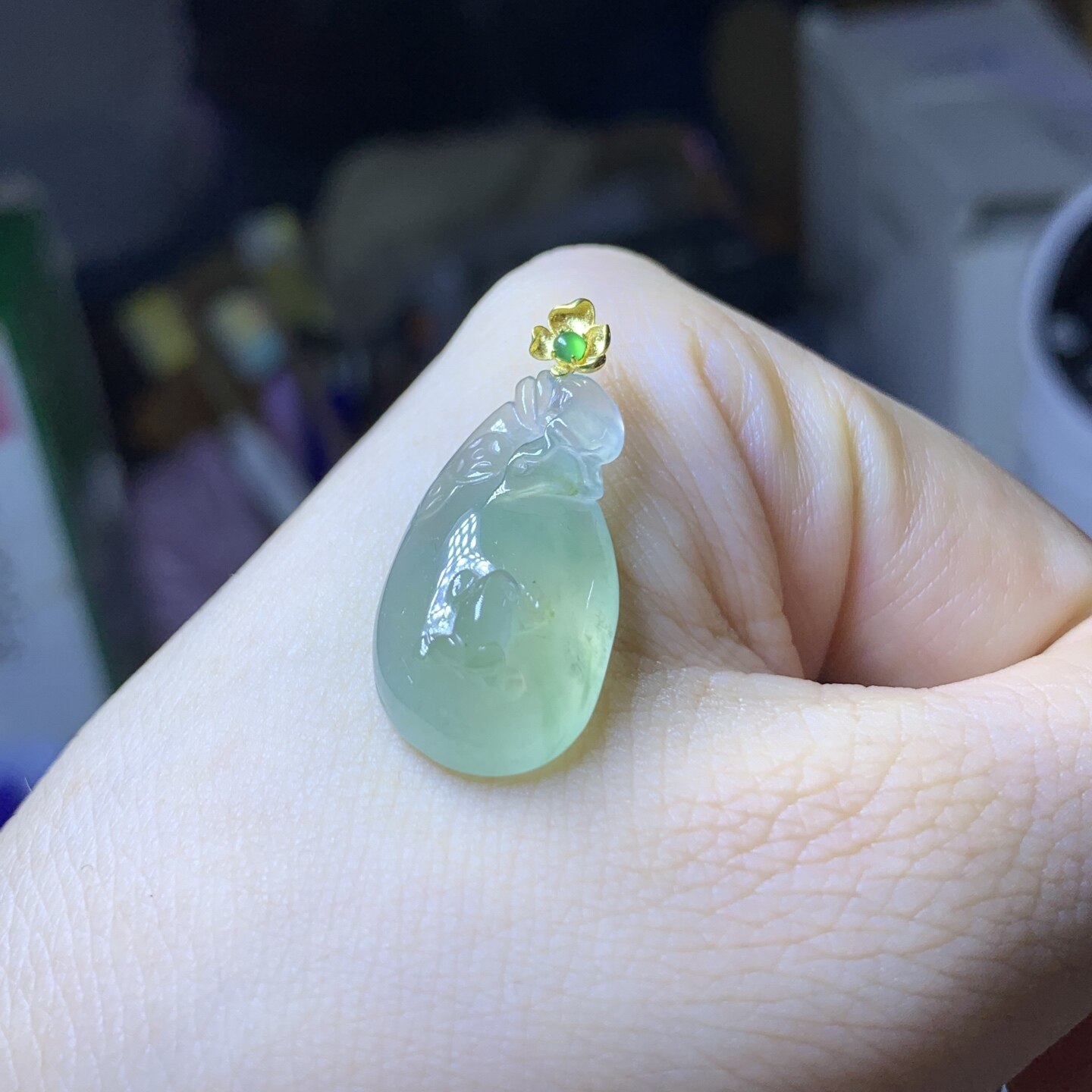 天然缅甸A货翡翠冰种飘花钱袋18k金吊坠TA553