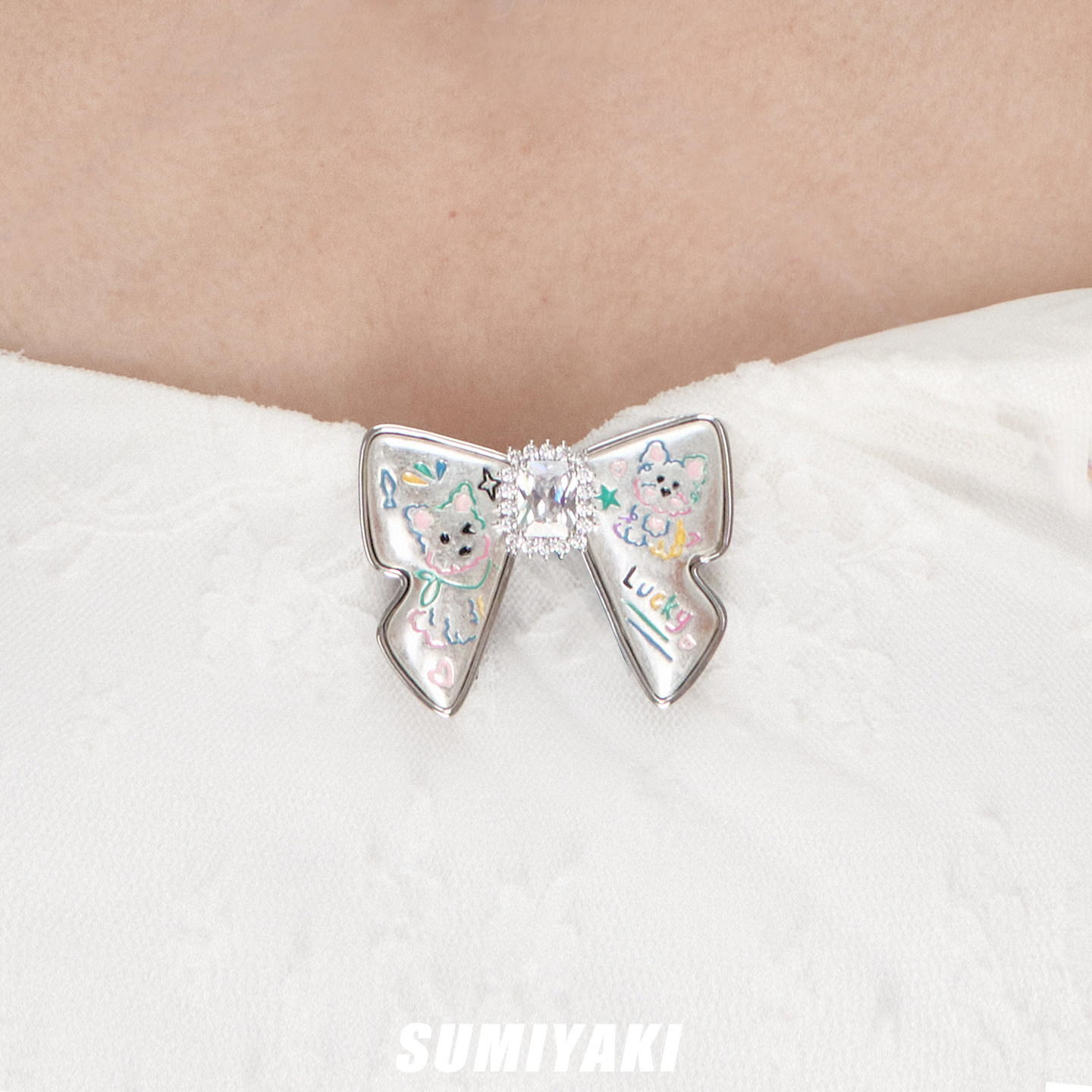 【现货】SUMIYAKI萌宠涂鸦蝴蝶结胸针小众甜酷彩色胸针礼物
