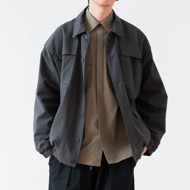 春季多口袋翻领宽松夹克
