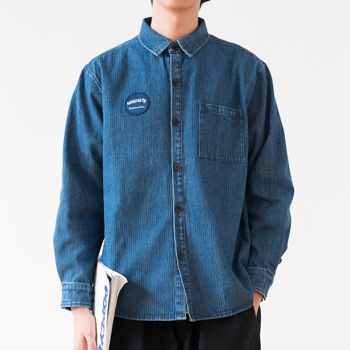 友町日系徽章刺绣青年牛仔衬衫