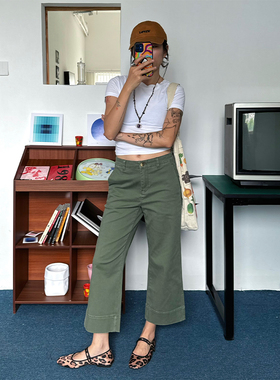 SpenPack//低饱和军绿色极简休闲利落版型微弹八分裤微喇裤